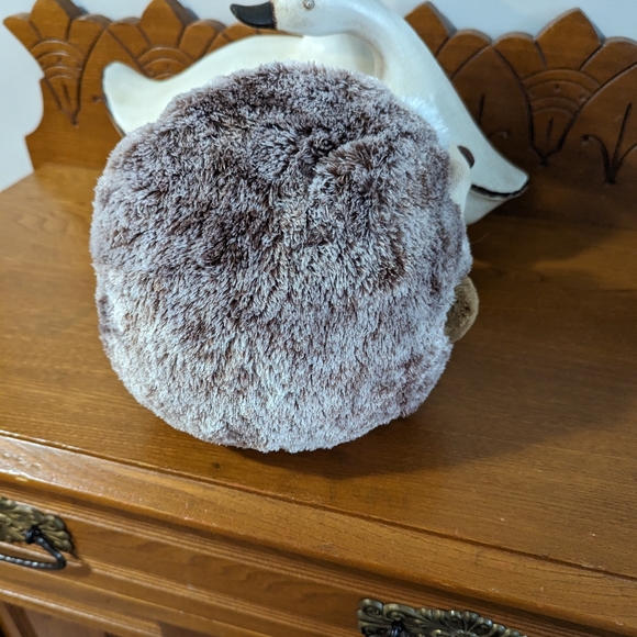 The Beanie Balls Collection. TY. Hedgehog.2011. 100% tysilk. 8 inches. - Picture 2 of 7